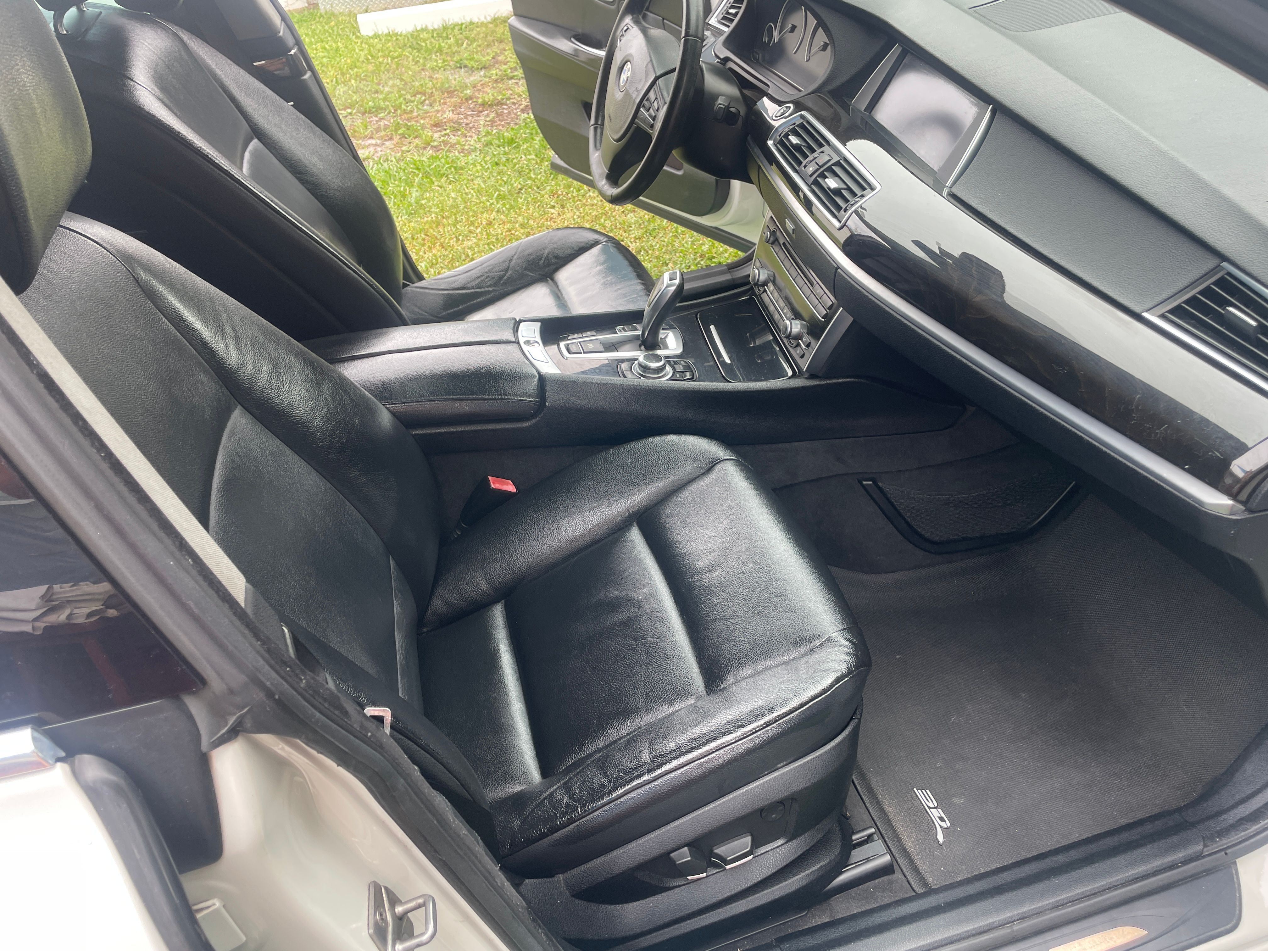 Used 2011 BMW 535i Gran Turismo RWD image 13