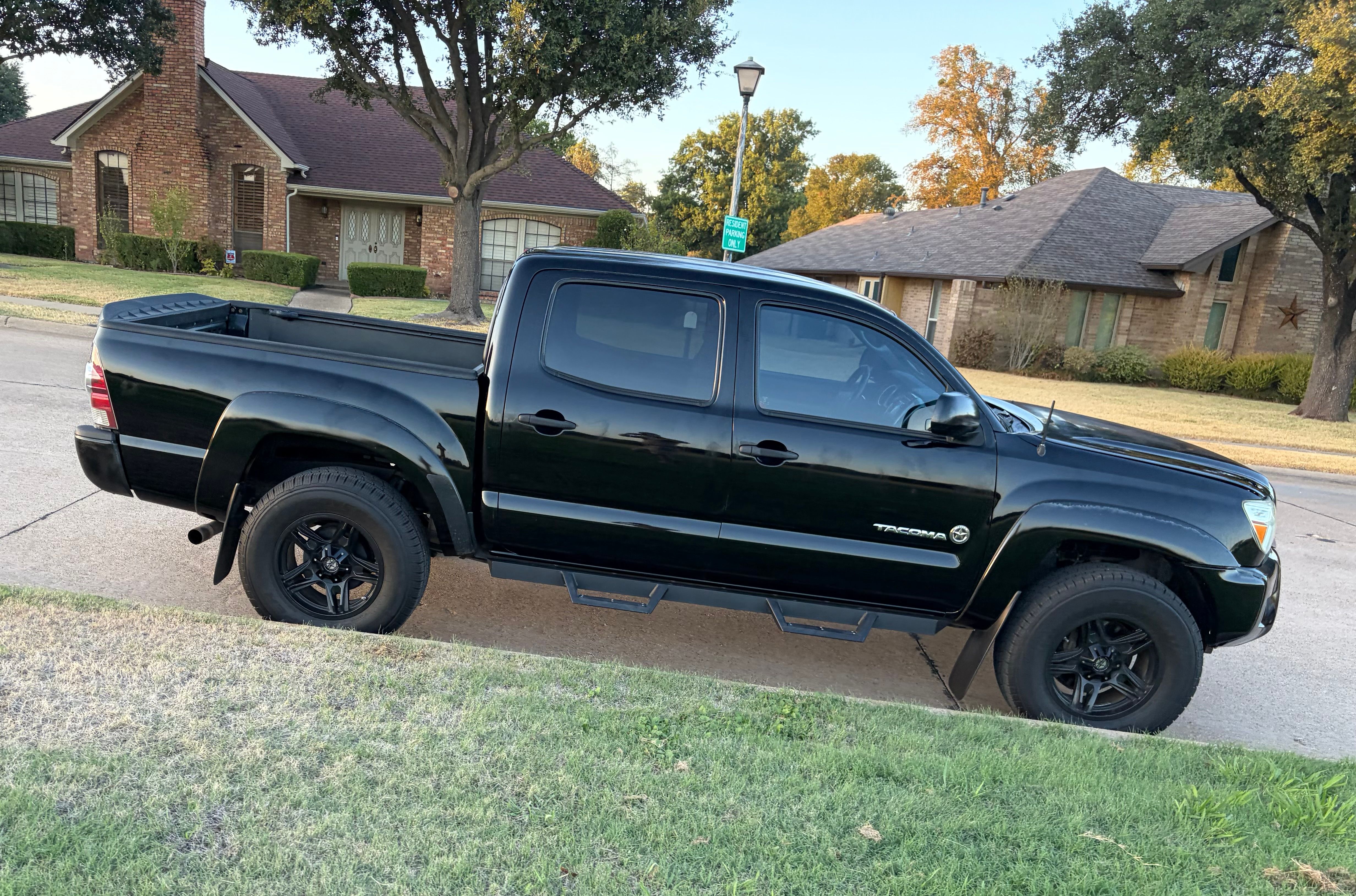 Used 2013 Toyota Tacoma PreRunner w/ SR5 Pkg RWD image 5
