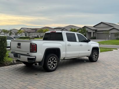 Used 2017 GMC Sierra 1500 SLT