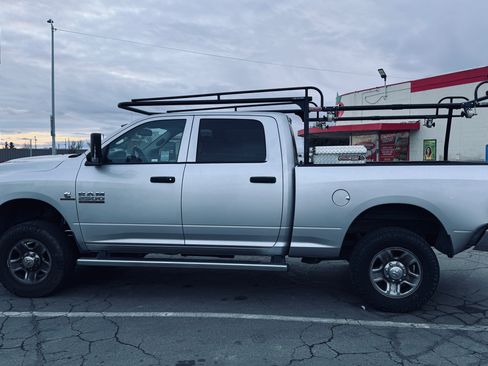 Used 2016 RAM 2500 Tradesman w/ Chrome Appearance Group image 2