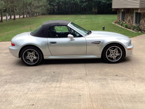 Used 2002 BMW M Roadster RWD image 2