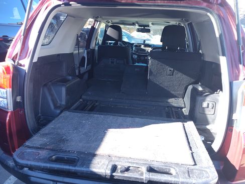 Used 2011 Toyota 4Runner Trail image 11