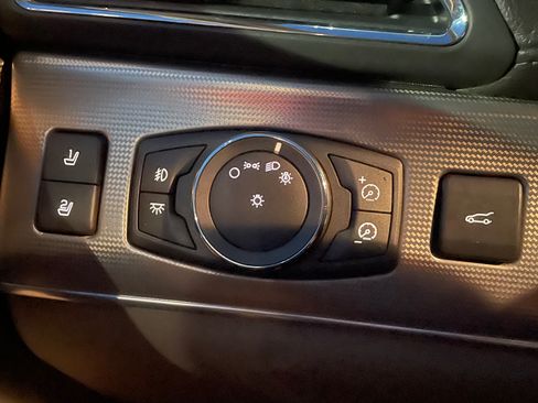 Used 2013 Lincoln MKX FWD image 14