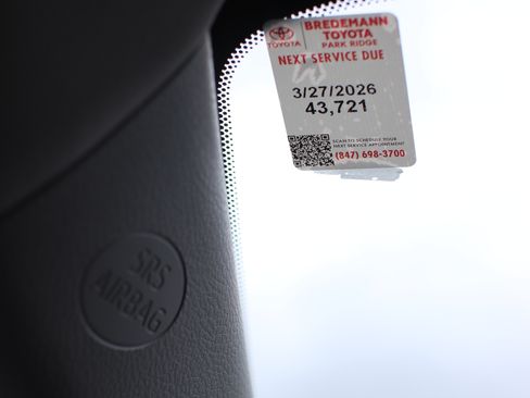 Used 2022 Toyota Camry LE w/ Cold Weather Package image 18