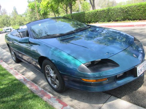 Used 1995 Chevrolet Camaro Z28 RWD image 11