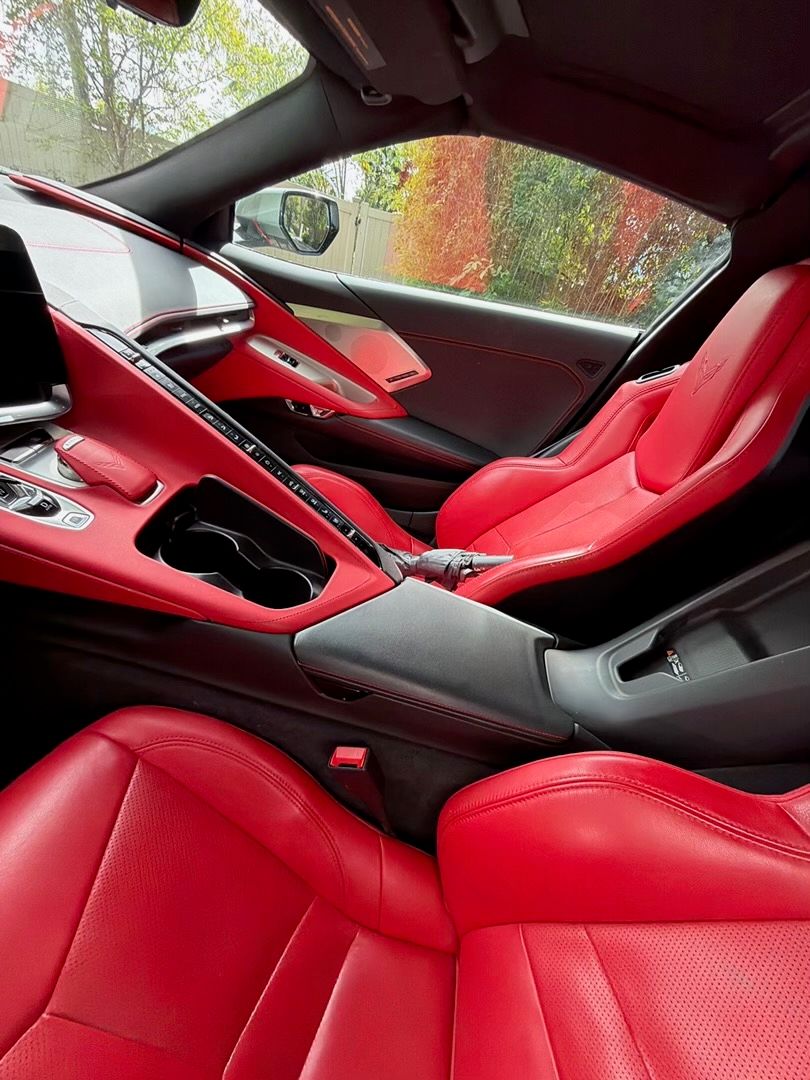 Used 2023 Chevrolet Corvette Stingray Preferred Cpe w/ Z51 Performance Package RWD image 18