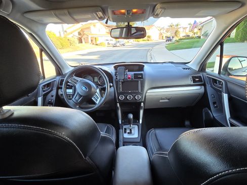 Used 2015 Subaru Forester 2.5i Premium w/ All-Weather Package image 19