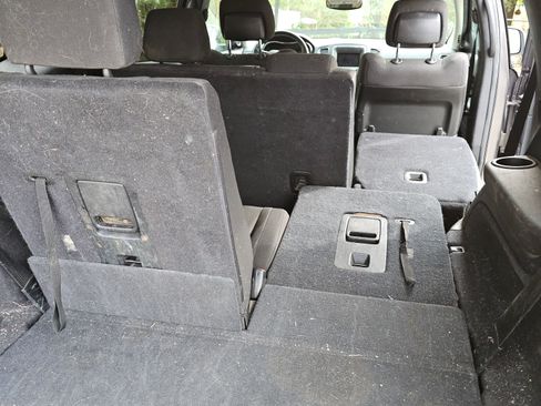 Used 2018 Dodge Durango SXT w/ 3rd Row Seating Group image 26