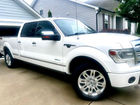 Used 2014 Ford F150 Platinum AWD/4WD image 2