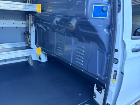 Used 2022 Mercedes-Benz Metris image 23