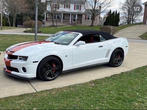 Used 2012 Chevrolet Camaro SS w/ RS Package RWD image 5