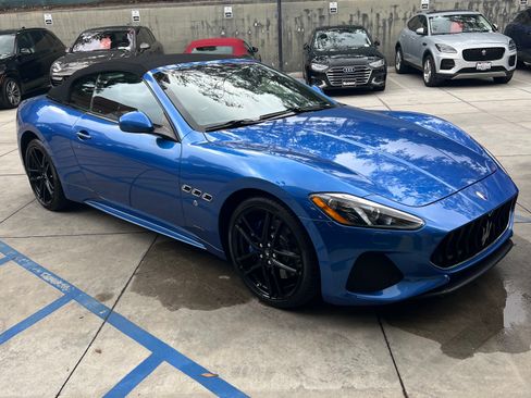 Used 2018 Maserati GranTurismo Sport image 1