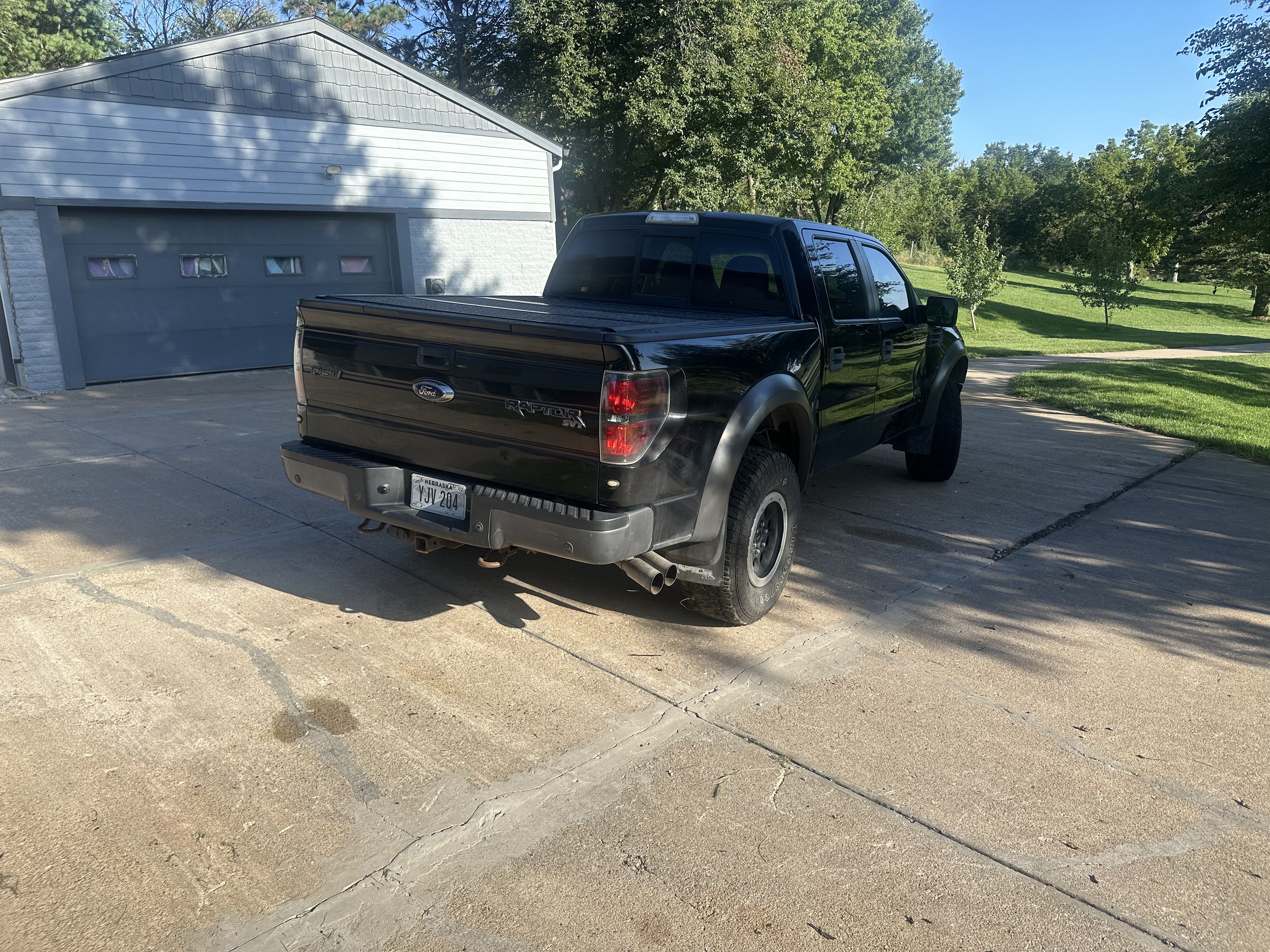Used 2014 Ford F150 Raptor w/ Equipment Group 801A Luxury AWD/4WD image 11
