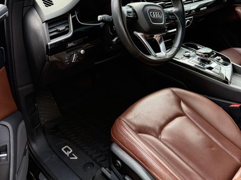 Used 2018 Audi Q7 3.0T Prestige w/ Prestige Package image 9