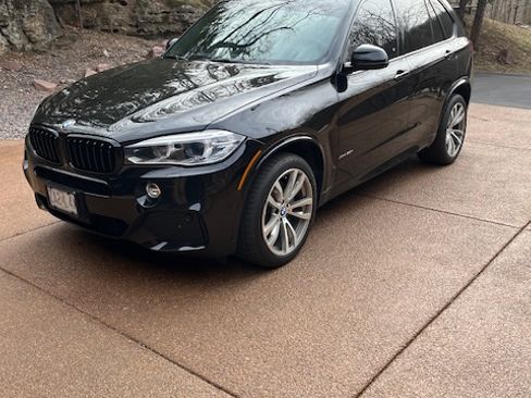 Used 2014 BMW X5 xDrive50i image 1