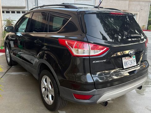 Used 2013 Ford Escape SE FWD image 8