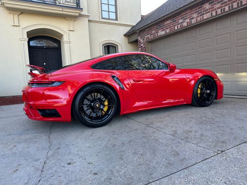Used 2021 Porsche 911 Turbo S image 1