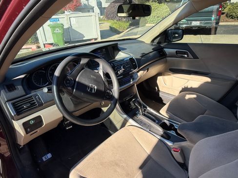 Used 2013 Honda Accord LX image 1