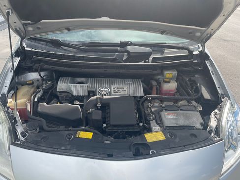 Used 2012 Toyota Prius Four image 10