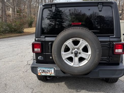 Used 2020 Jeep Wrangler Unlimited Sport S image 5