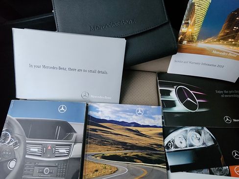 Used 2010 Mercedes-Benz E 350 4MATIC Sedan image 13