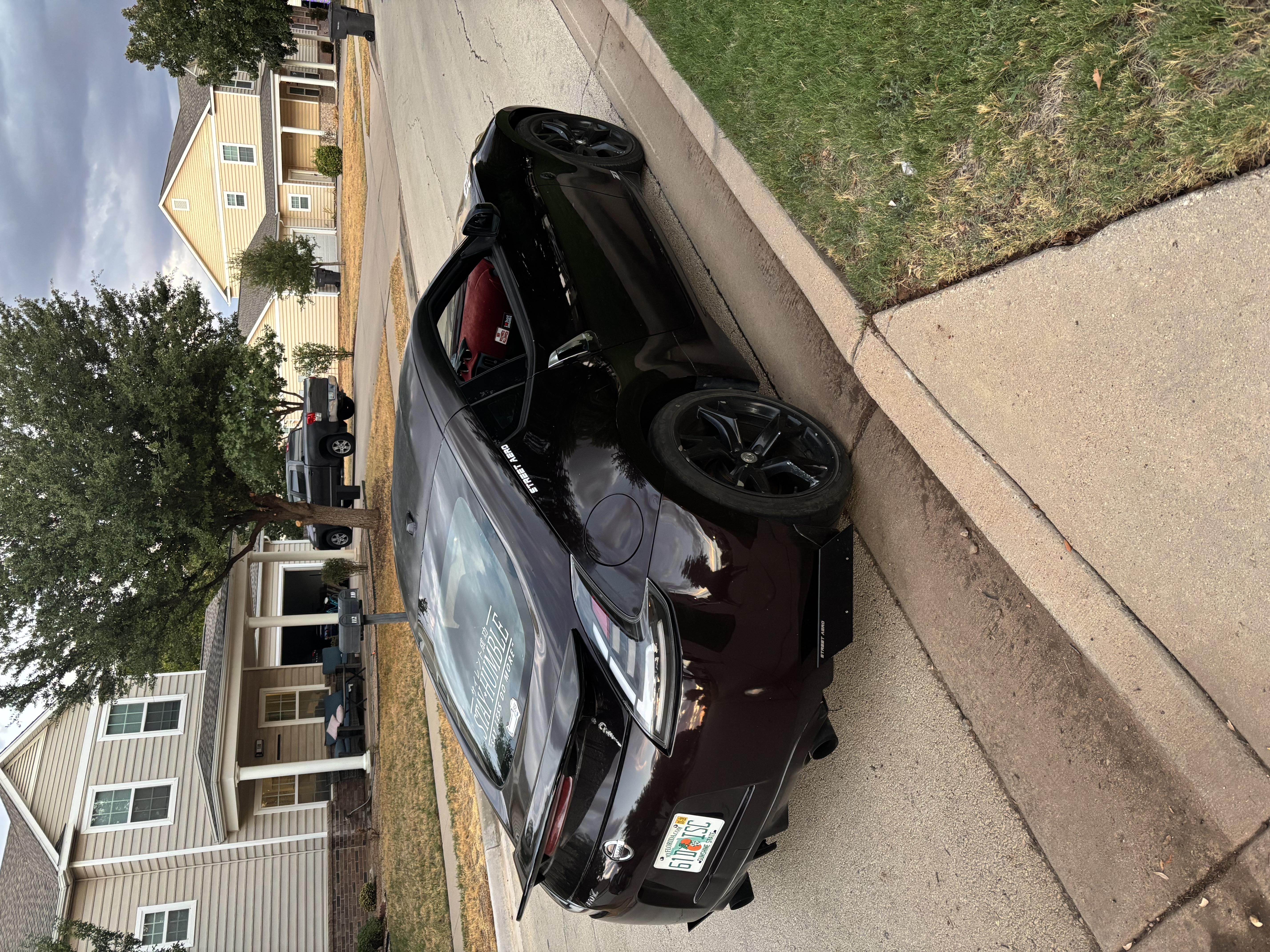 Used 2010 Nissan 370Z Touring w/ Sport Pkg RWD image 11
