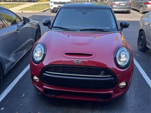 Used 2019 MINI Cooper S w/ Premium Package FWD image 2