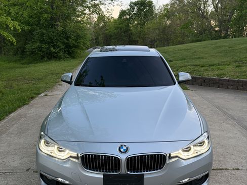 Used 2018 BMW 340i xDrive Sedan AWD/4WD image 5