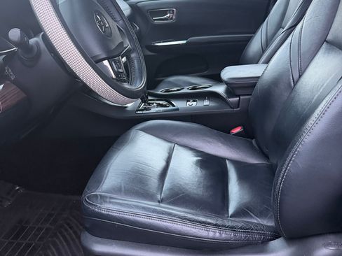 Used 2015 Toyota Avalon XLE FWD image 6