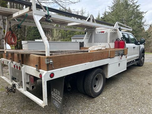 Used 2024 Ford F450 XL w/ XL Chrome Package image 5