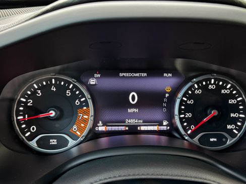 Used 2021 Jeep Renegade Latitude w/ Convenience Group AWD/4WD image 11