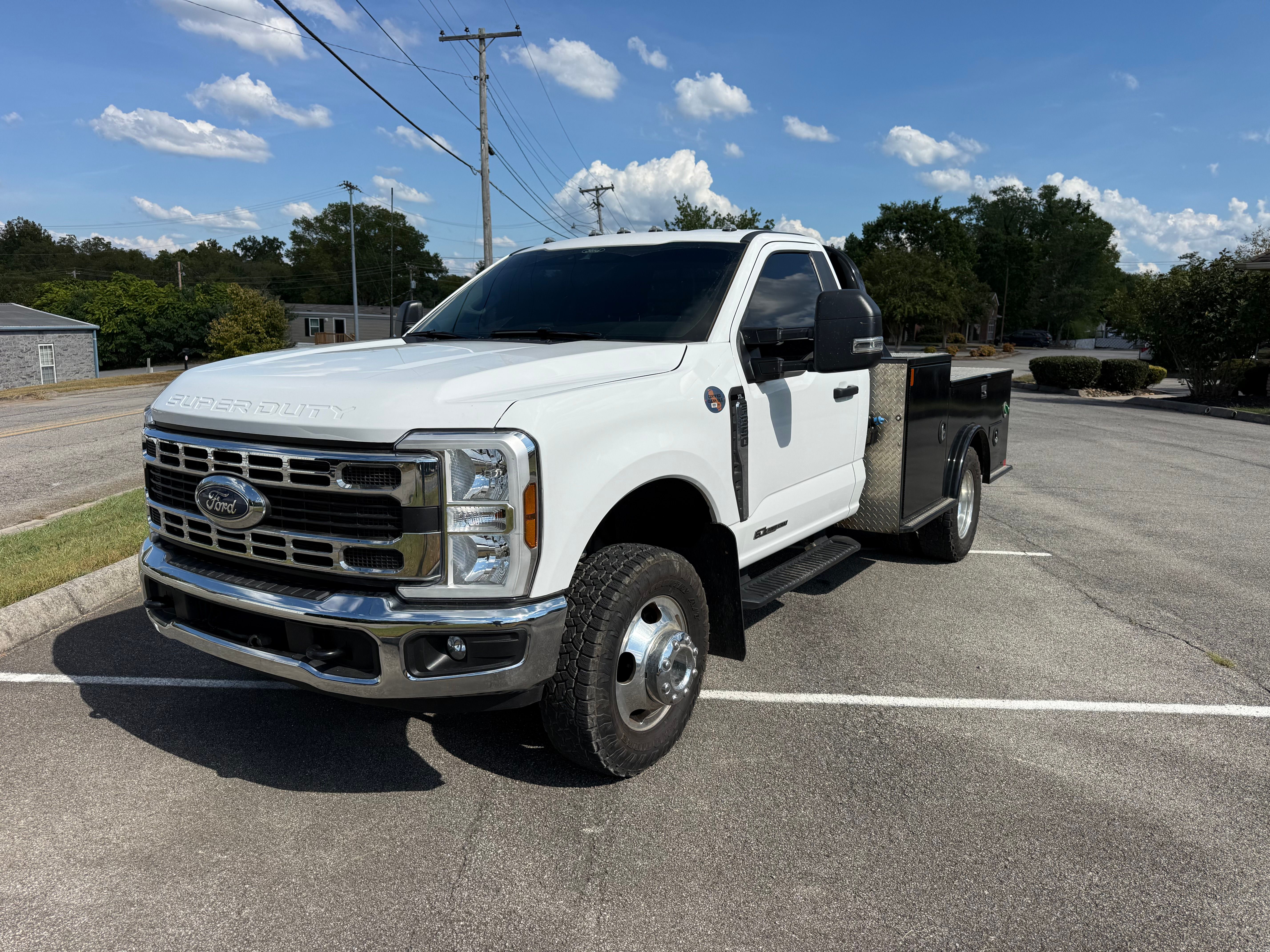 Used 2024 Ford F350 XL w/ XL Chrome Package AWD/4WD image 1