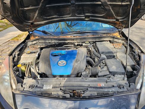 Used 2013 MAZDA MAZDA3 i Touring image 11