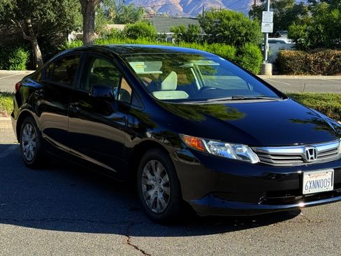 Used 2012 Honda Civic LX image 5