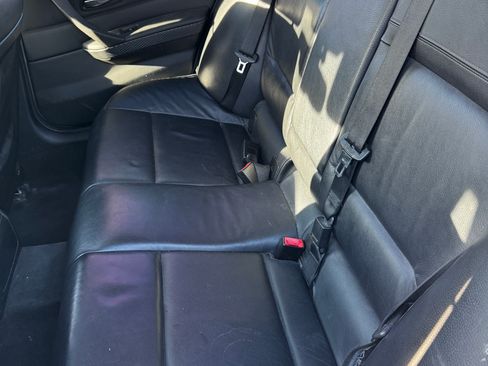 Used 2011 BMW 335i xDrive Sedan image 15