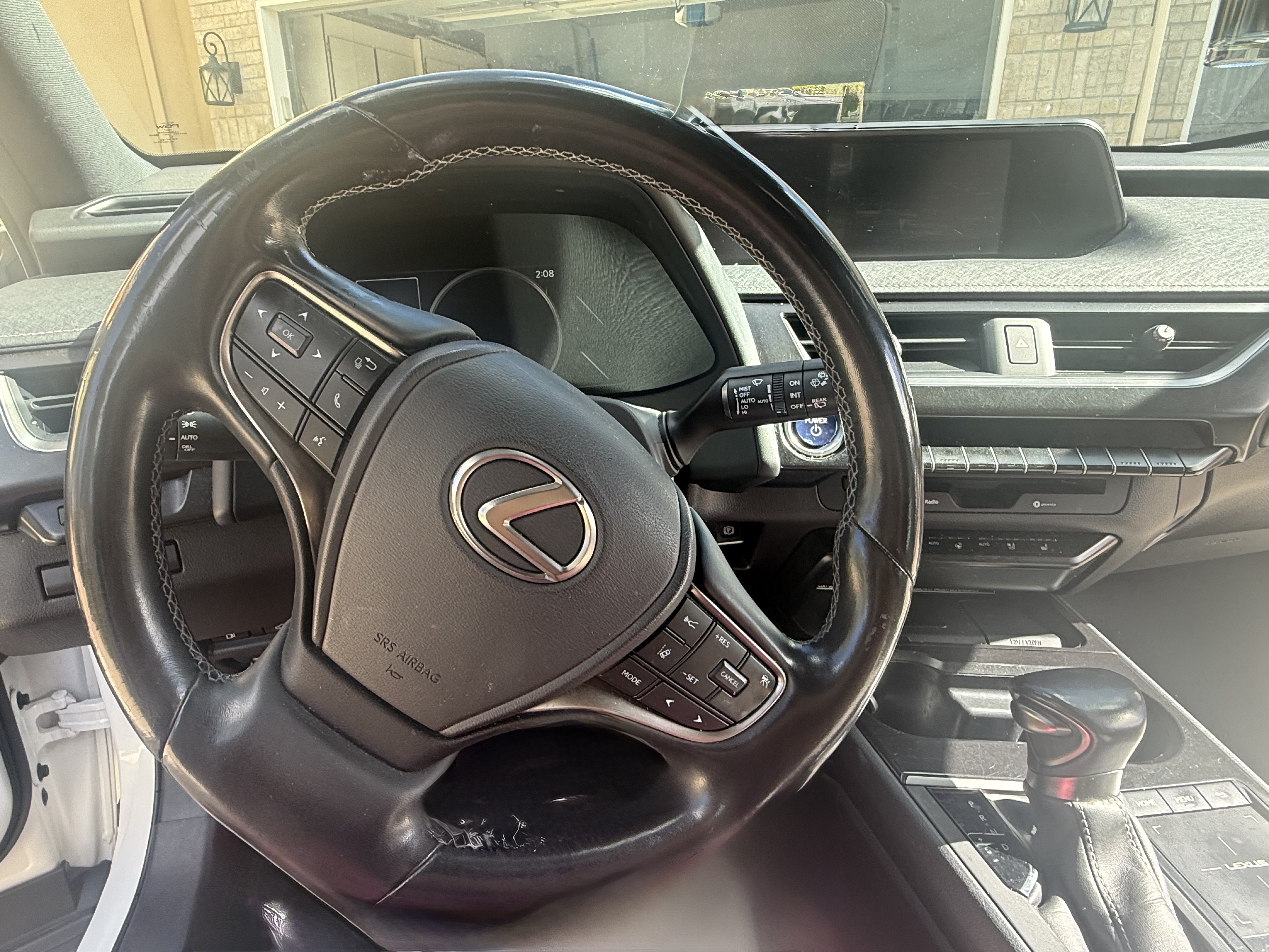 Used 2022 Lexus UX 250h w/ Premium Package AWD/4WD image 17