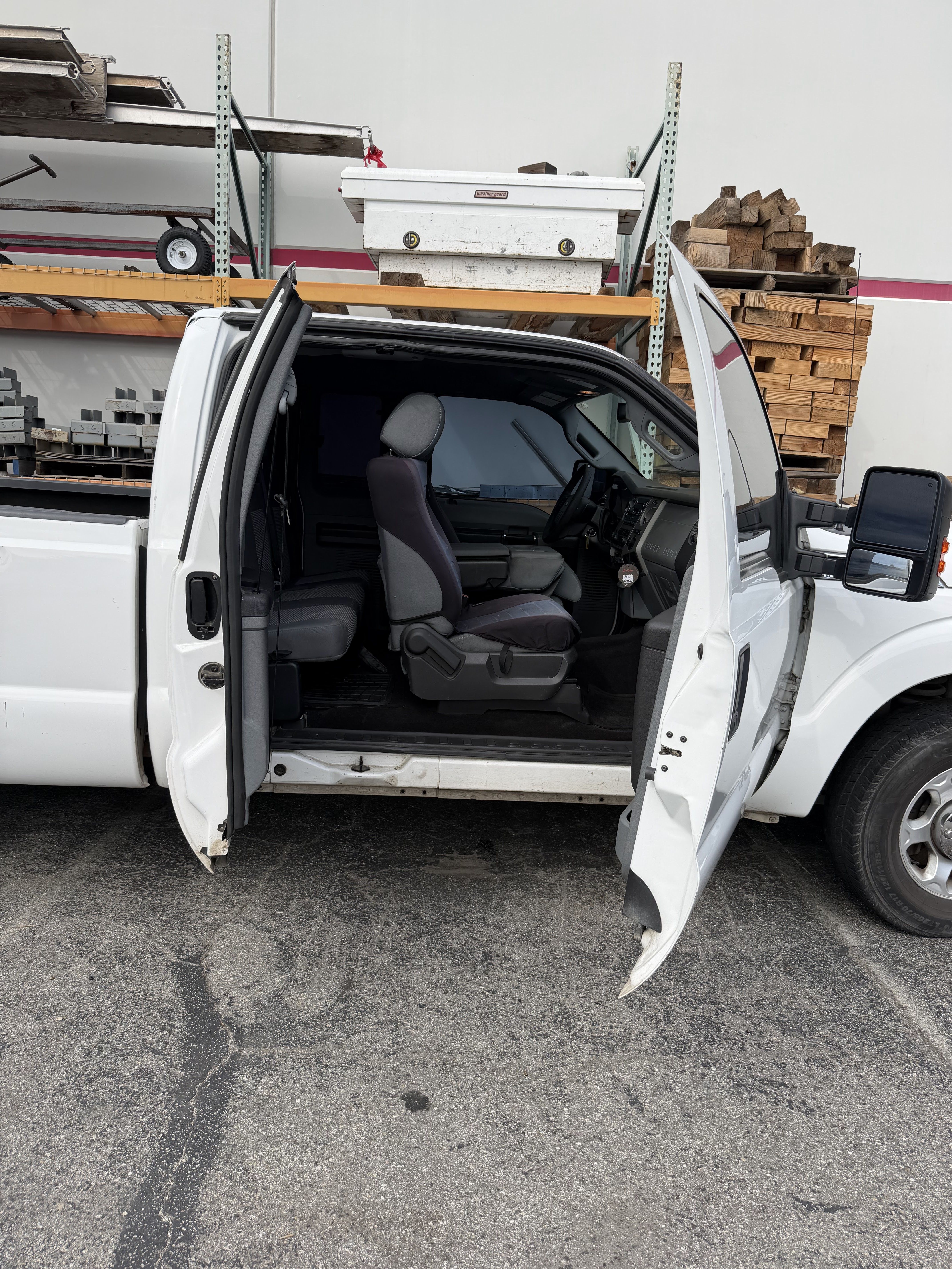 Used 2015 Ford F250 XLT w/ XLT Value Package RWD image 9