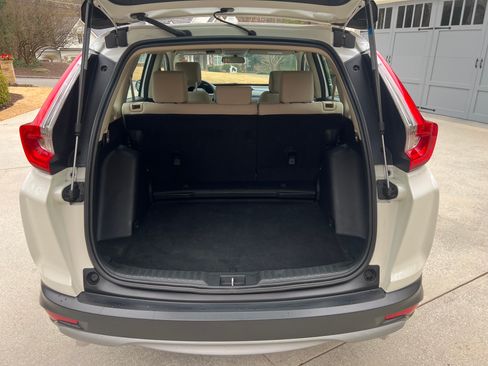 Used 2018 Honda CR-V LX image 8