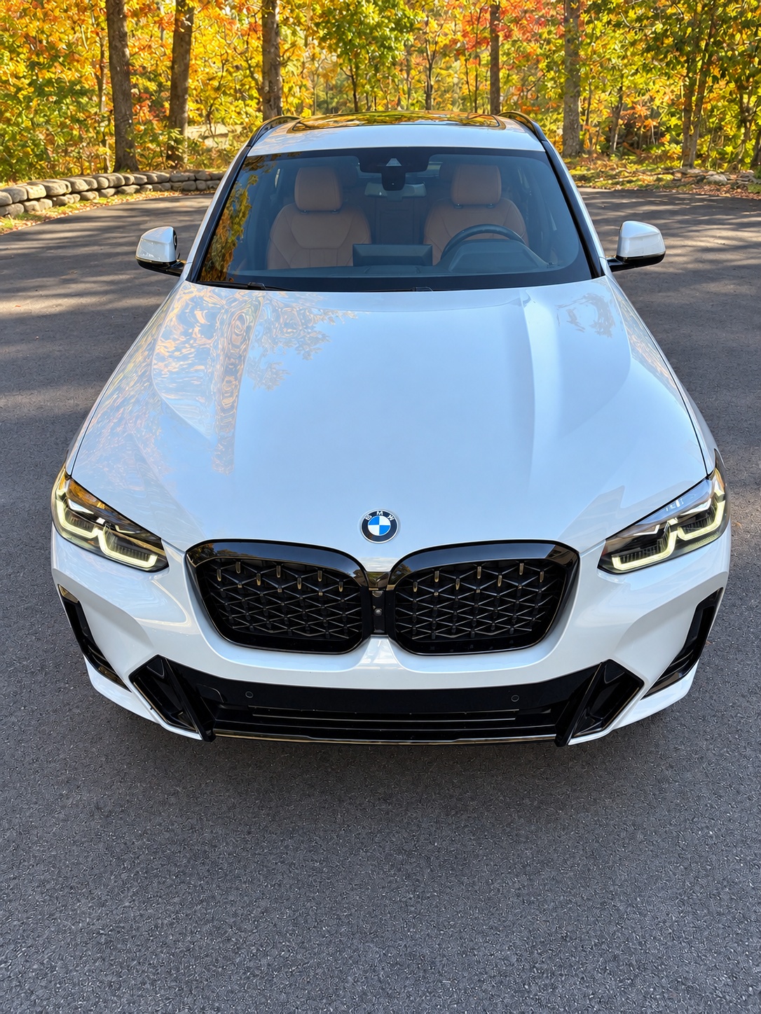 Used 2023 BMW X4 xDrive30i w/ M Sport Package AWD/4WD image 4