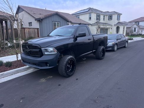 Used 2014 RAM 1500 Express image 1