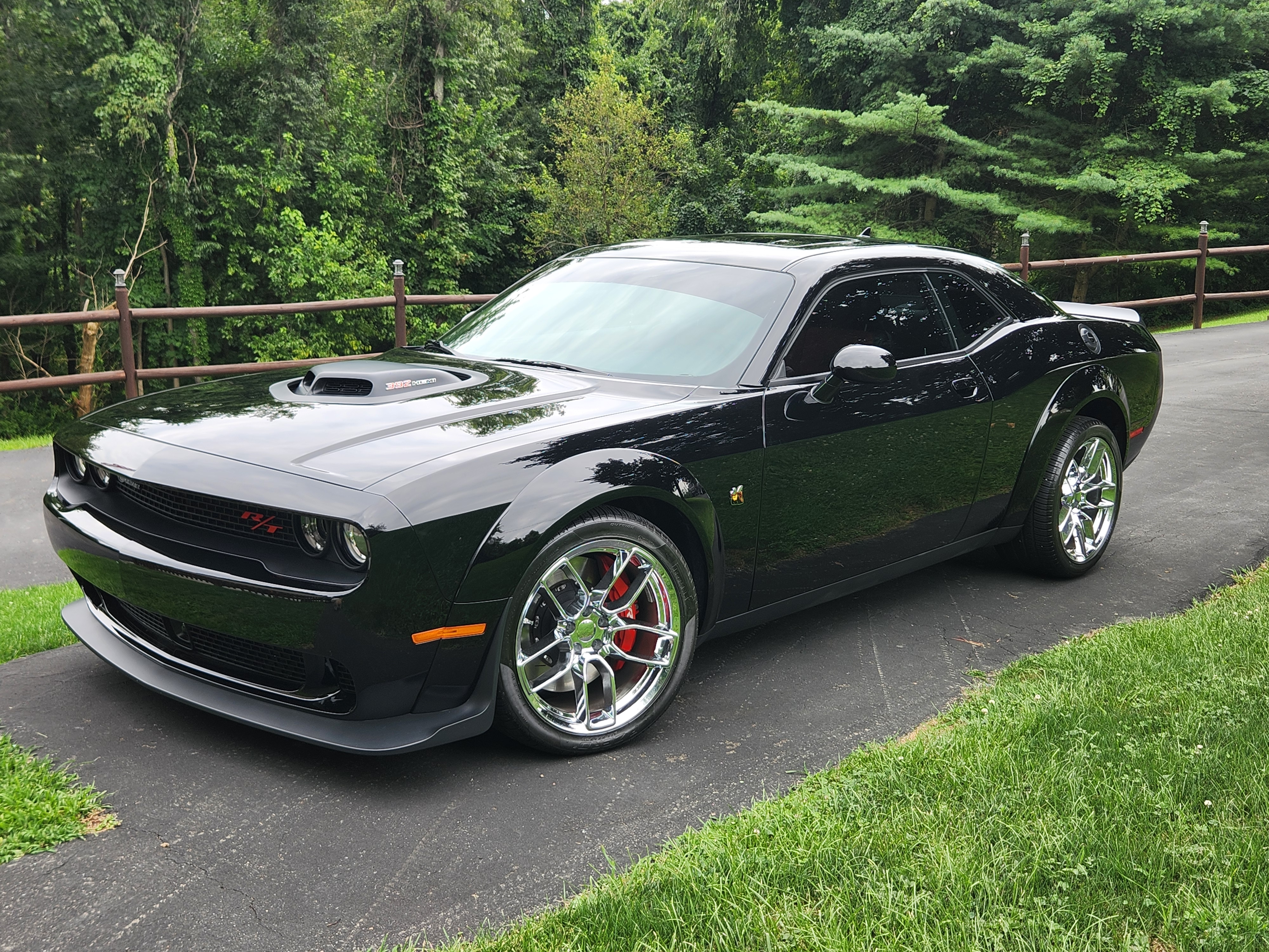 Used 2021 Dodge Challenger R/T Scat Pack RWD image 4