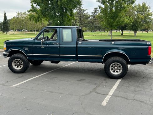 Used 1997 Ford F250 4x4 SuperCab Heavy Duty image 12