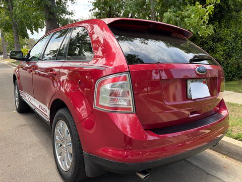 Used 2010 Ford Edge SEL FWD image 2