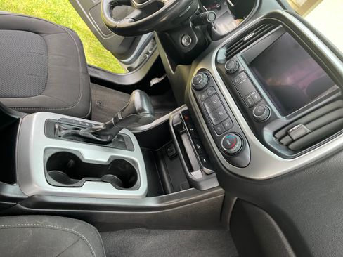 Used 2020 Chevrolet Colorado LT image 8