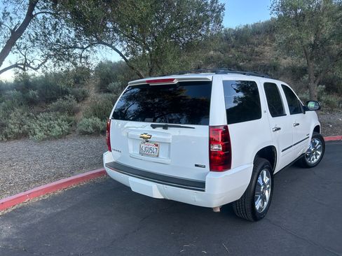 Used 2009 Chevrolet Tahoe LTZ image 9