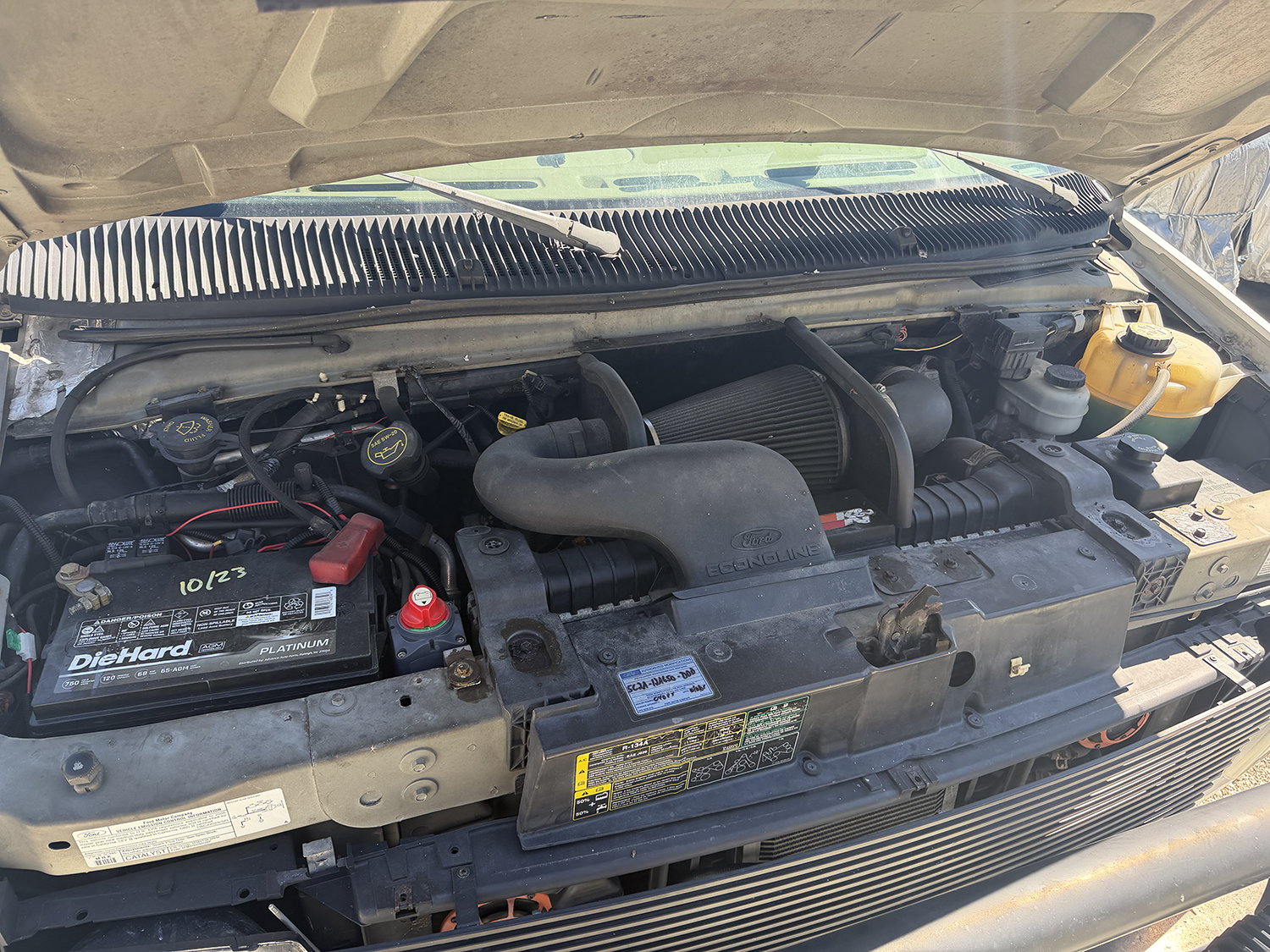 Used 2005 Ford E-350 and Econoline 350 Super Duty RWD image 11
