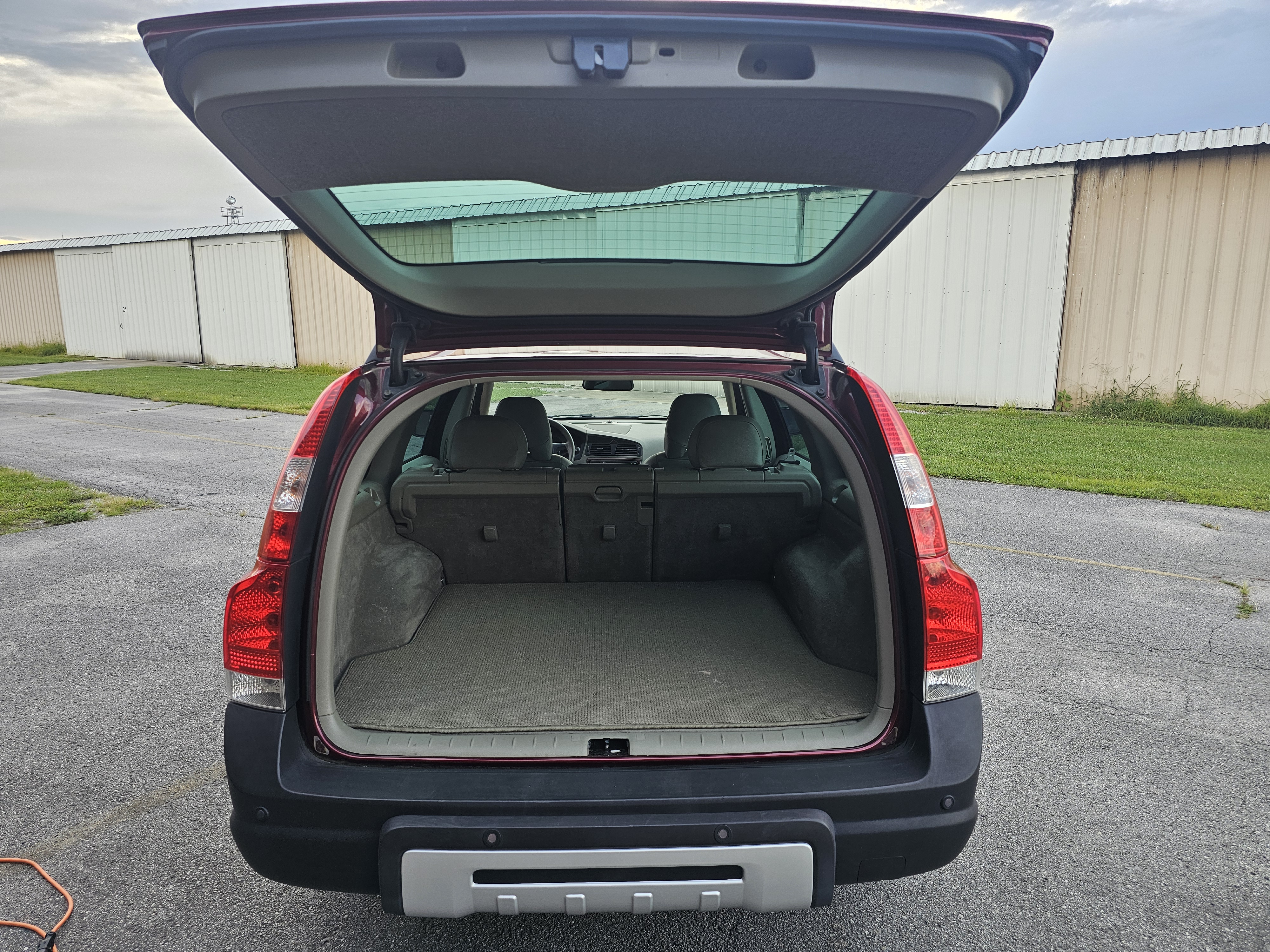 Used 2006 Volvo XC70 Ocean Race Edition AWD/4WD image 19