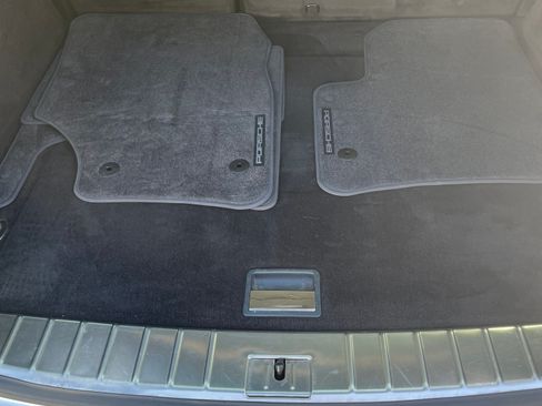 Used 2006 Porsche Cayenne image 9