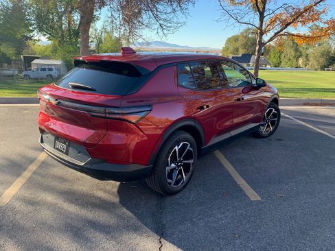 Used 2025 Chevrolet Equinox EV LT image 8