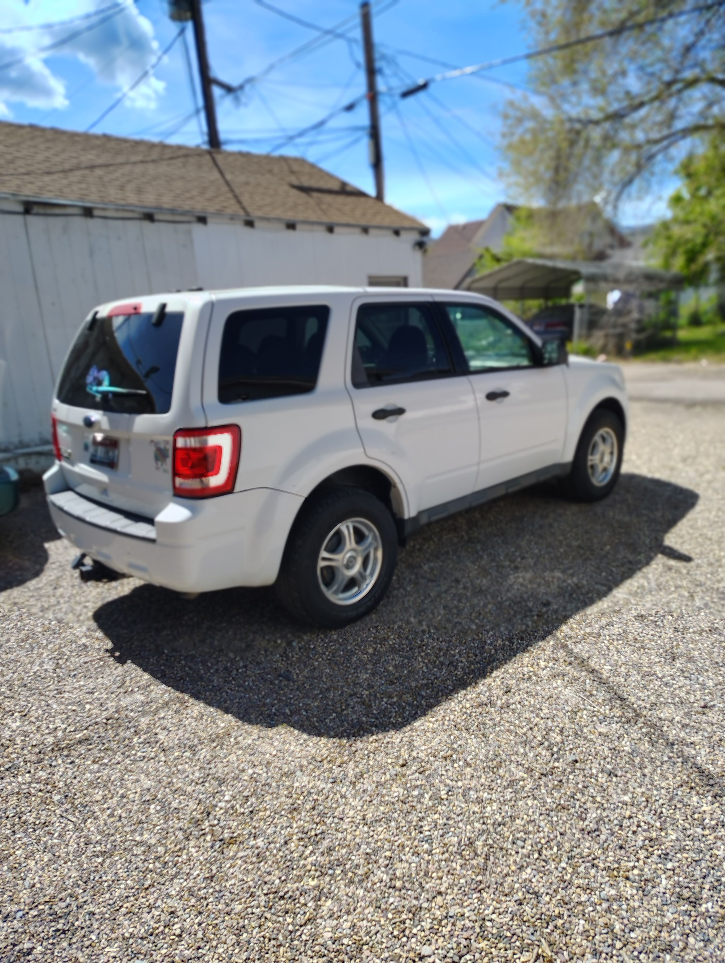 Used 2010 Ford Escape XLS AWD/4WD image 6